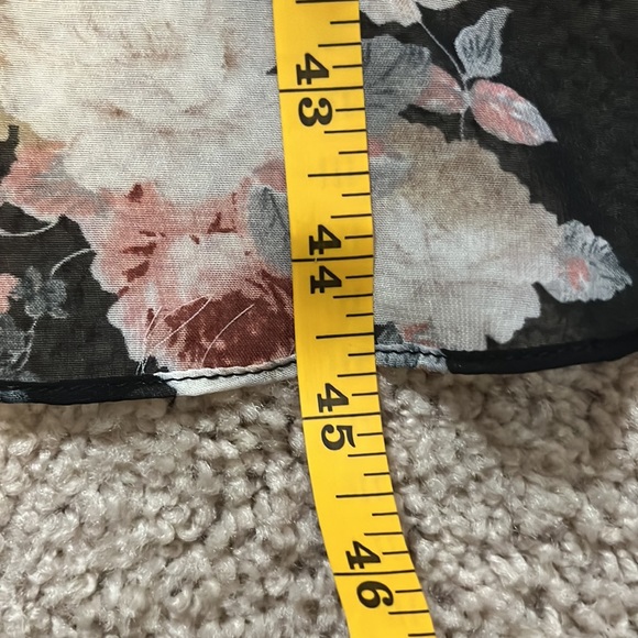 Asymmetrical high-low sundress - Picture 9 of 15